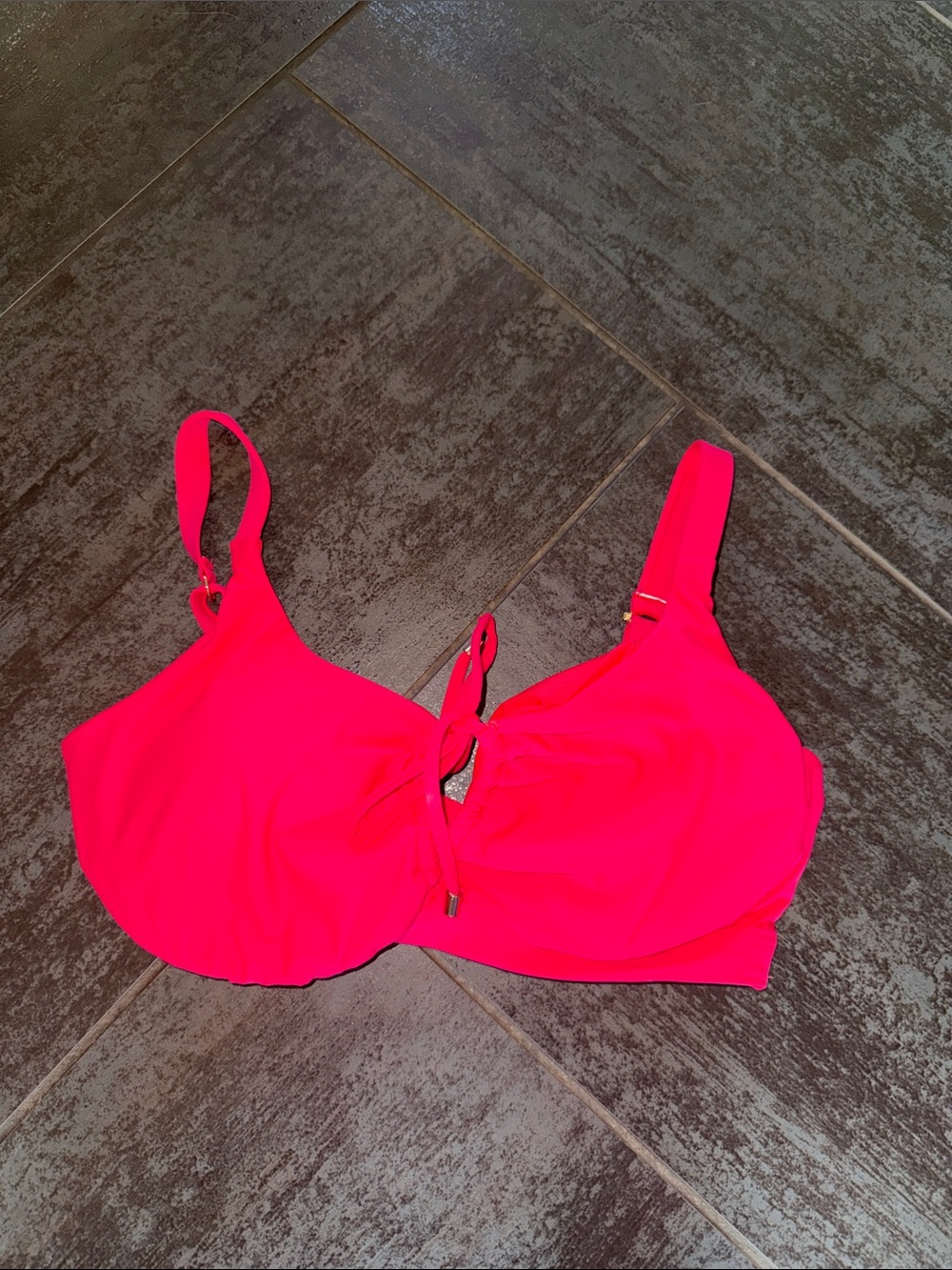 Sunsets Women’s Bright Pink bra size Underwire Bikini Top 34E adjustable
